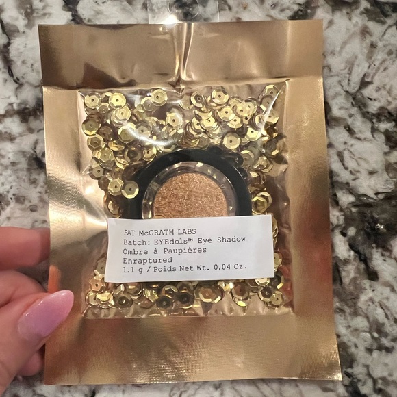 Pat McGrath Labs Eyedols Eyeshadow- ENRAPTURED - Picture 3 of 3